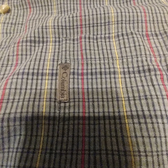 Columbia shirt - Picture 2 of 3